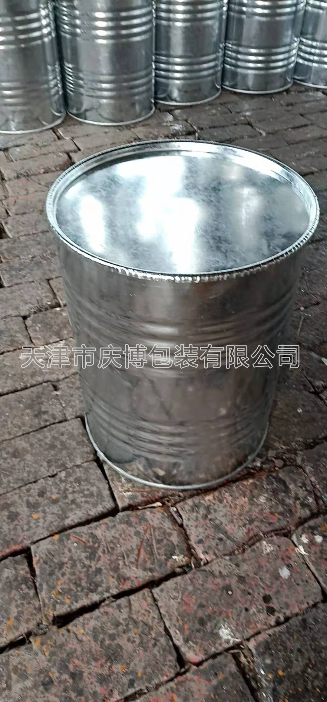 天津鍍鋅鐵桶